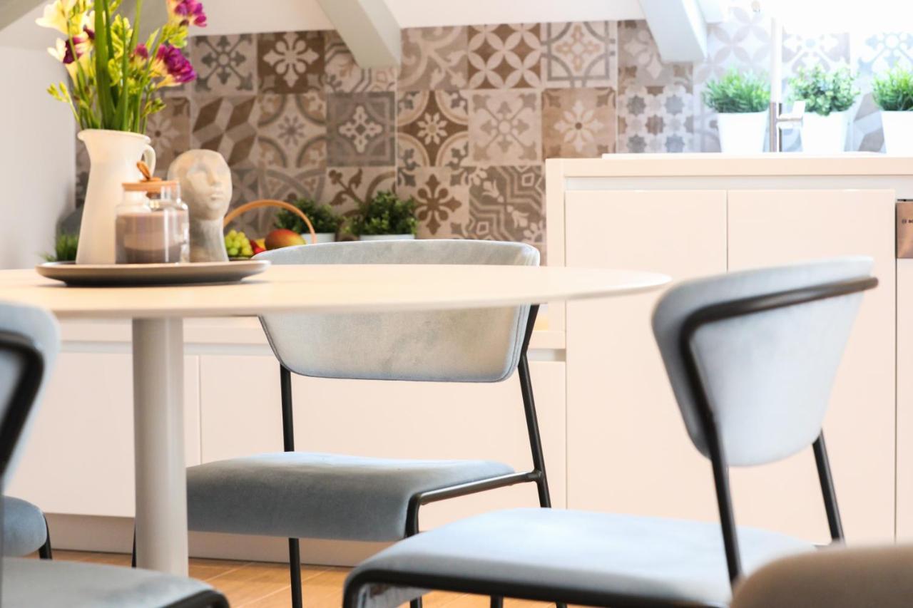 The Look Apartment Kastela Luaran gambar